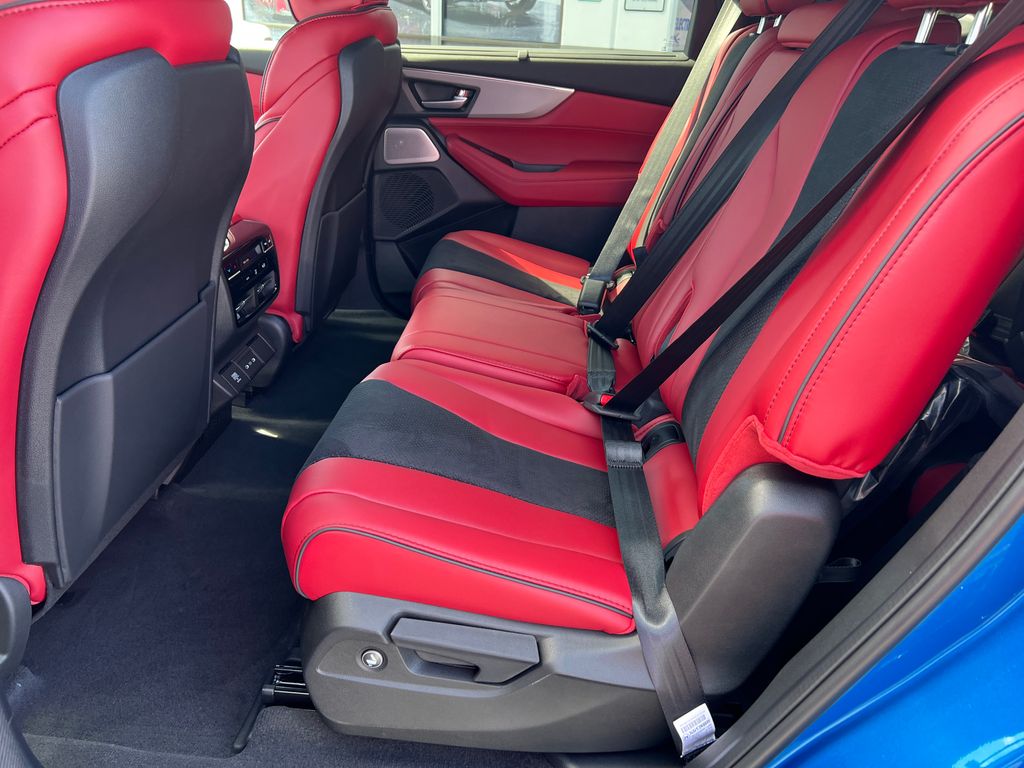 Thumbnail: 2026 Acura MDX - 29