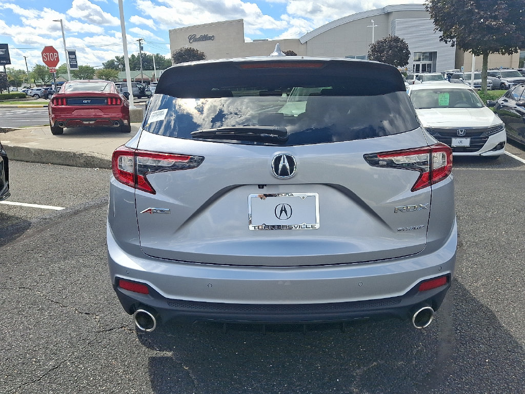 Thumbnail: 2023 Acura RDX - 5
