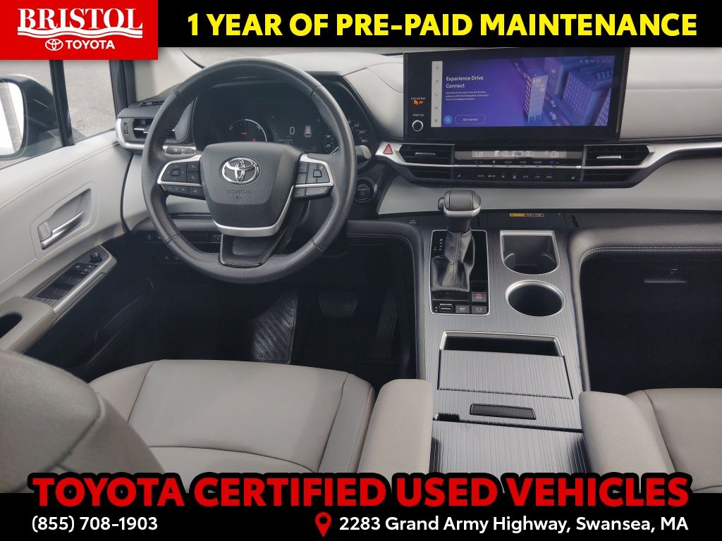 Used 2025 Toyota Sienna Van