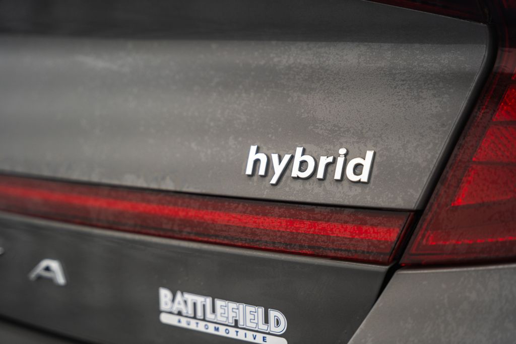 HyundaiSonata Hybrid8