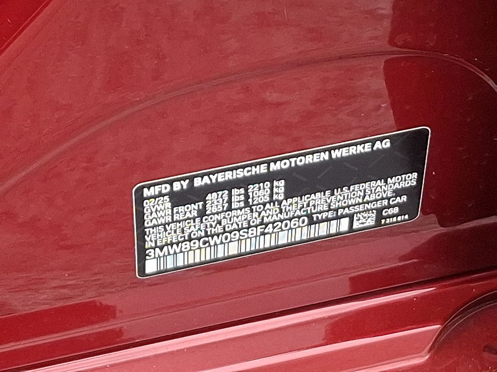 Thumbnail: 2025 BMW 3 Series - 28