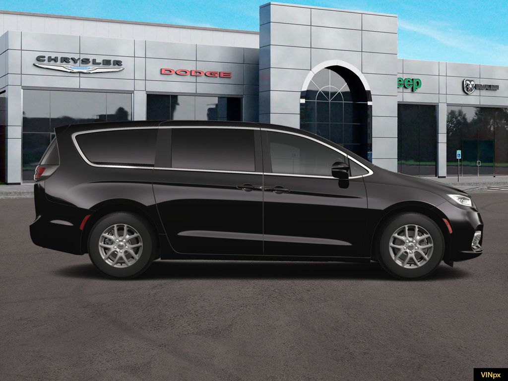 New 2024 Chrysler Pacifica Van