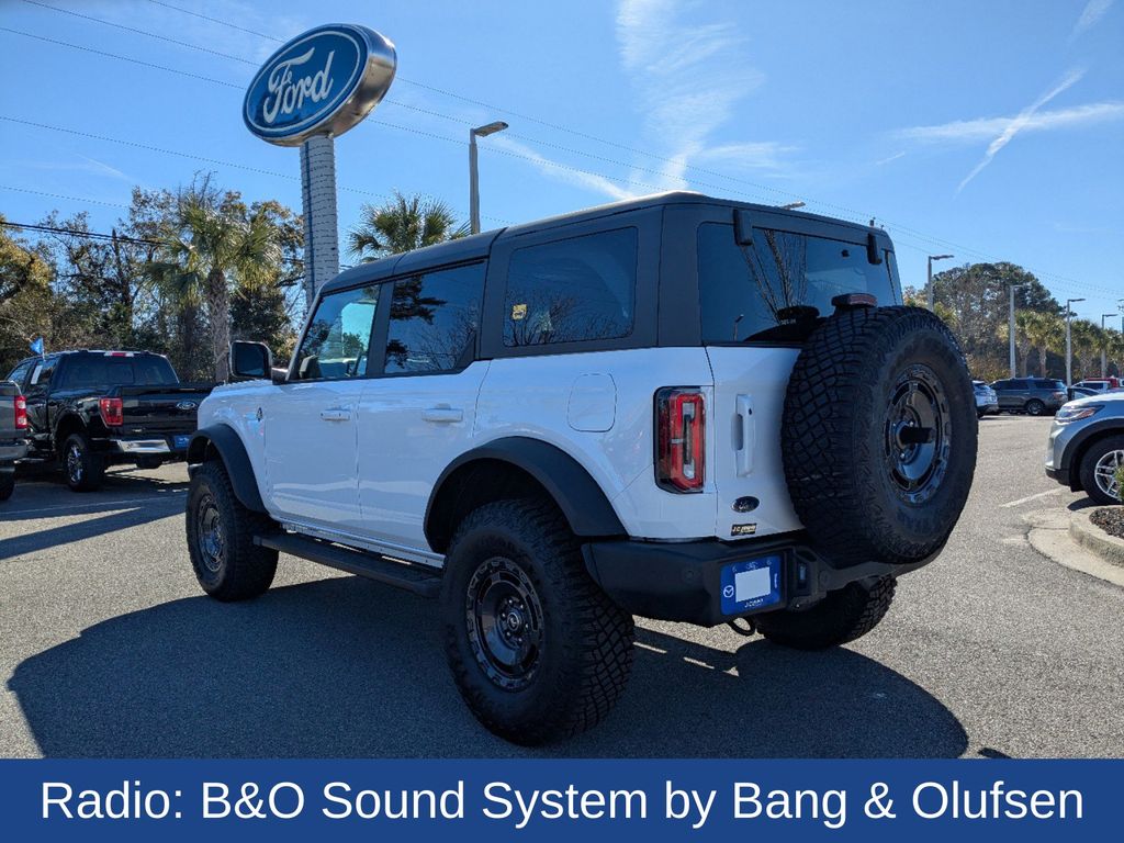 2024 Ford Bronco Outer Banks