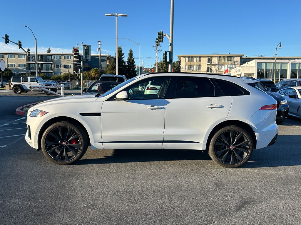 Thumbnail: 2019 Jaguar F-Pace - 2