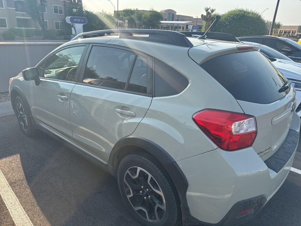 Thumbnail: 2016 Subaru Crosstrek - 4