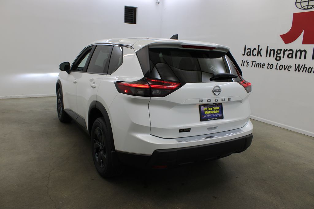 new 2026 Nissan Rogue car, priced at $30,100