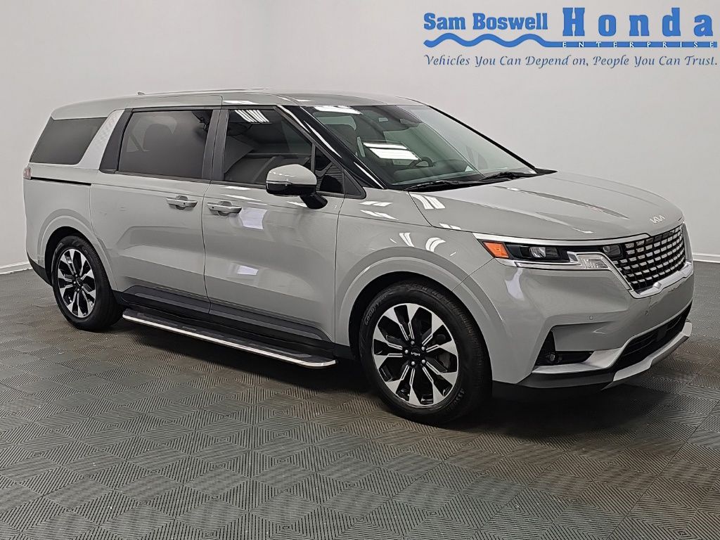 Ceramic White 2022 Kia Carnival Minivan Front-Wheel Drive 8-Speed Automatic