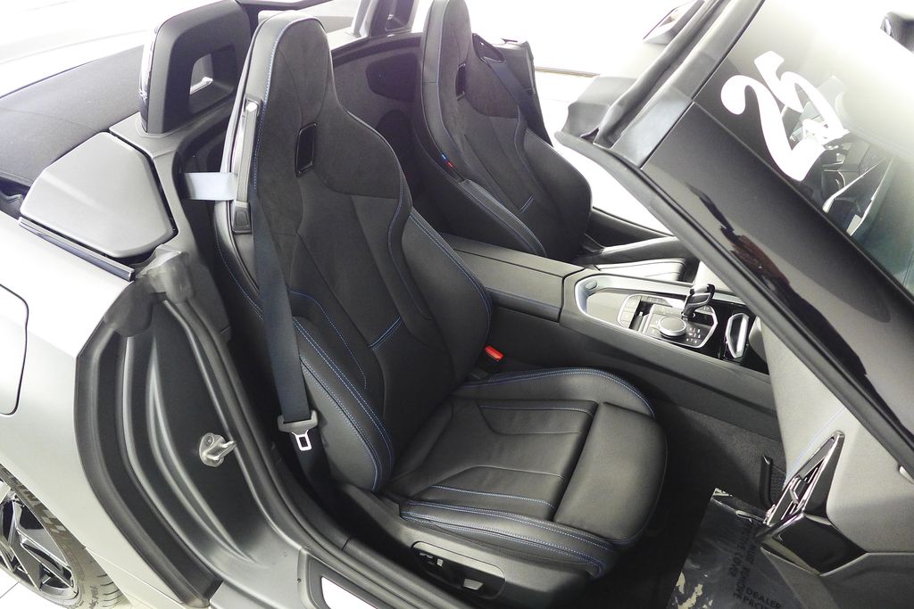 Thumbnail: 2025 BMW Z4 - 23