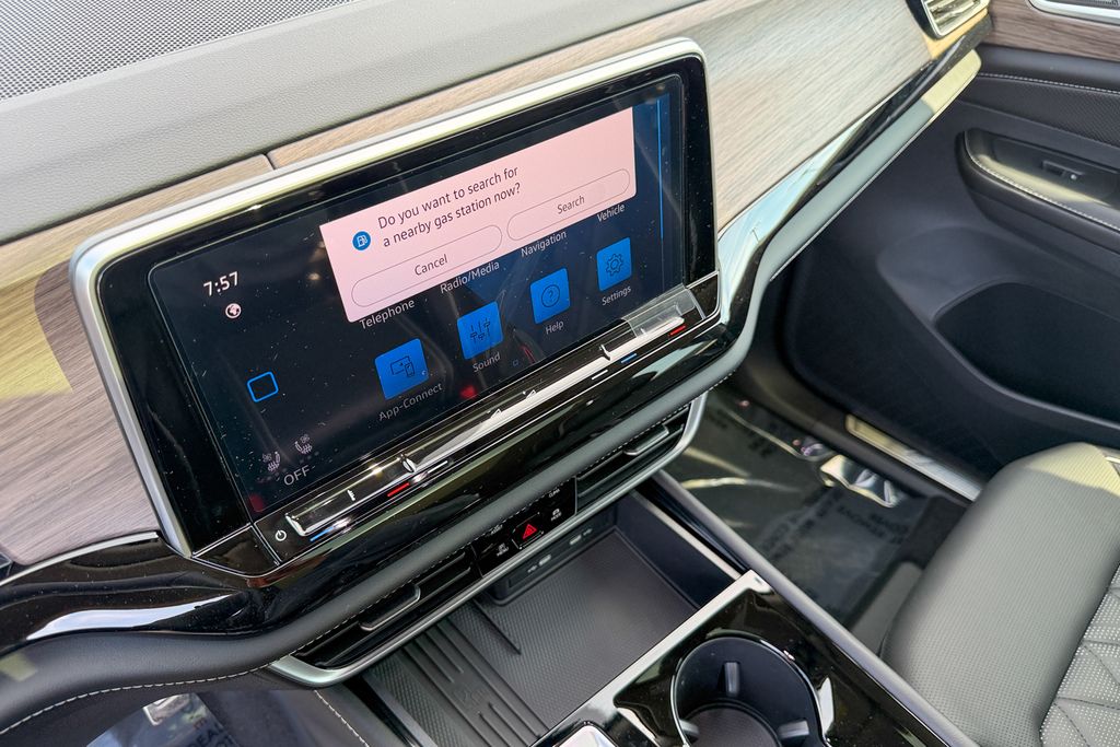 New 2026  Volkswagen 2.0T SEL Premium R-Line image 21