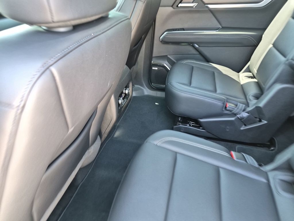 2026 GMC Acadia Elevation - Photo 36