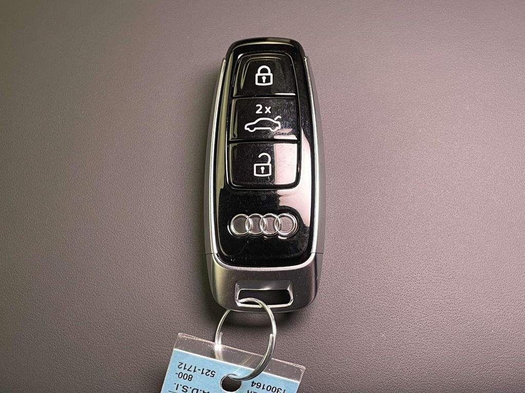 2026 Audi Q7 55 Prestige Gray at Luther Ford