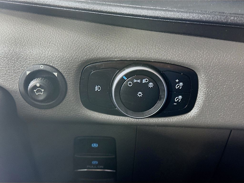 Used 2024 White Ford Base image 19