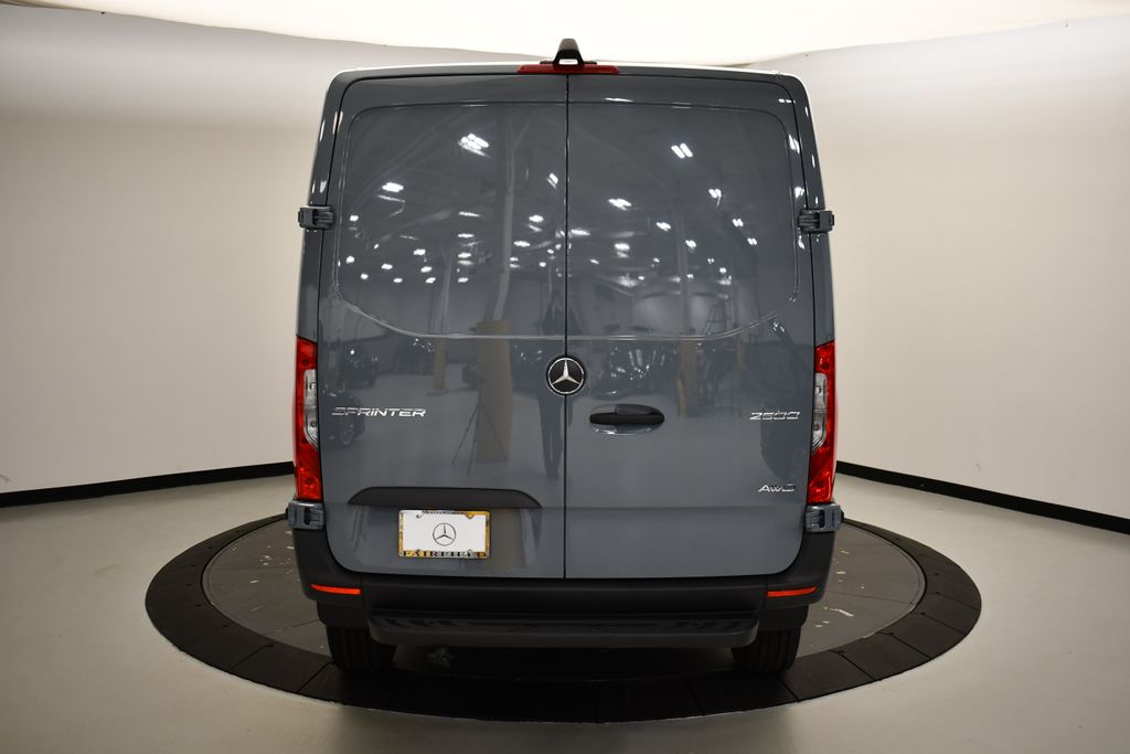 2024 Mercedes-Benz Sprinter 2500 4