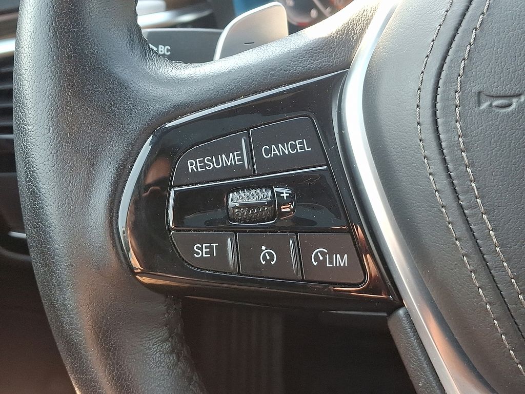 2022 BMW 5 Series 540i xDrive 22
