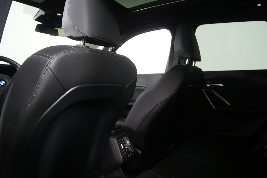 Thumbnail: 2025 BMW X1 - 16