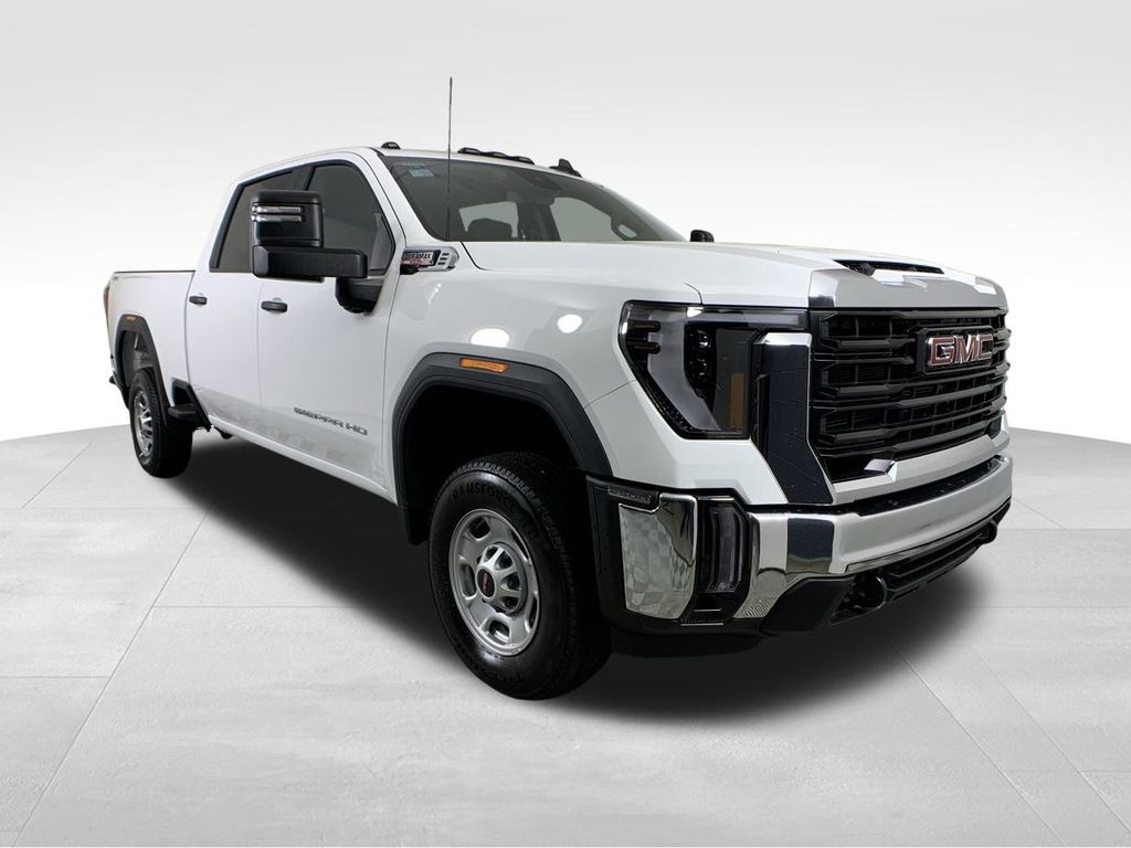 2024 GMC Sierra 2500HD Pro 8