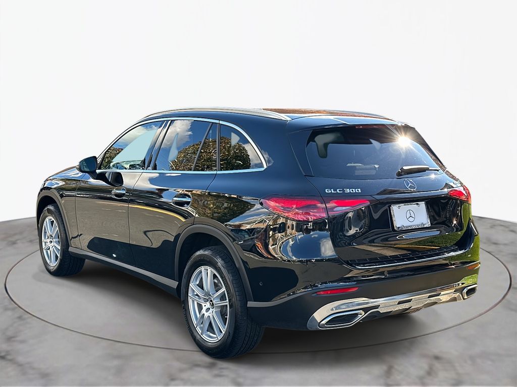 Thumbnail: 2023 Mercedes-Benz GLC - 11