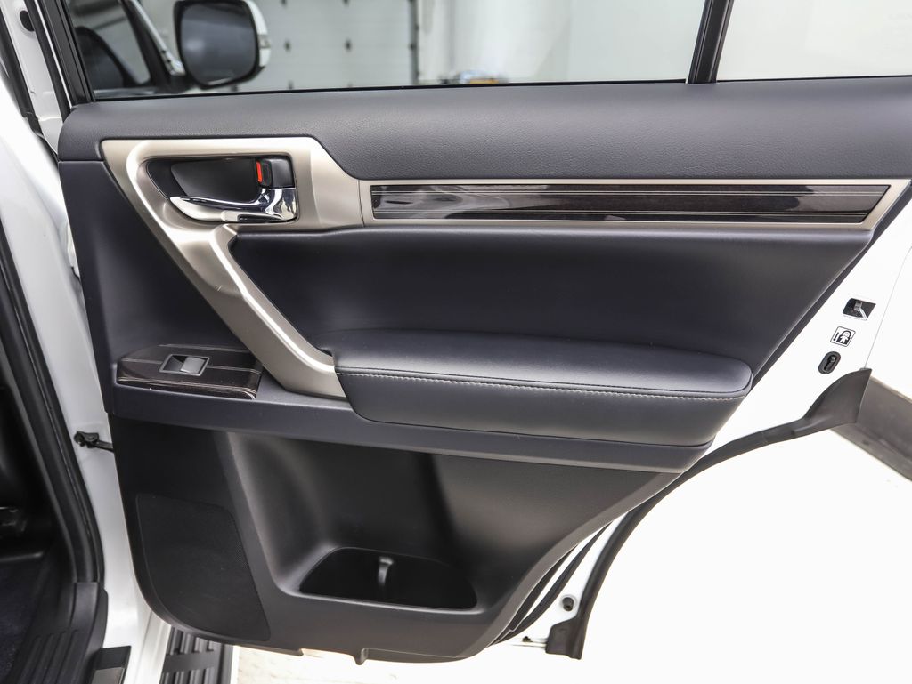 2021 Lexus GX 460 22