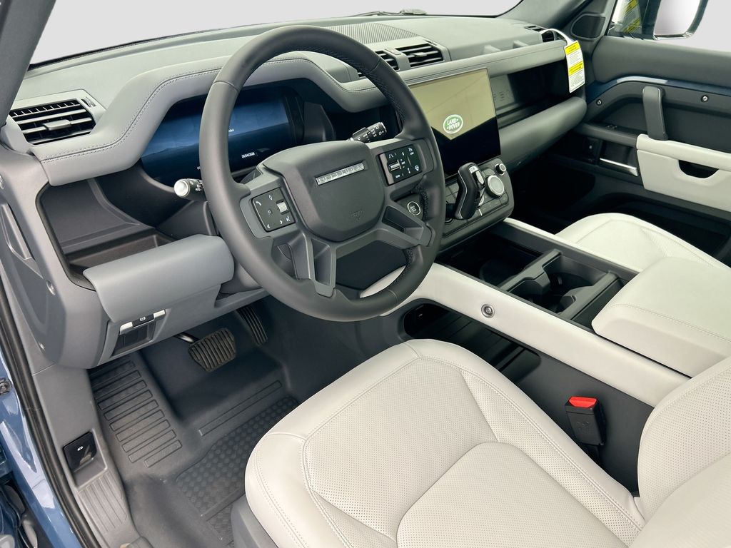 Thumbnail: 2026 Land Rover Defender - 9