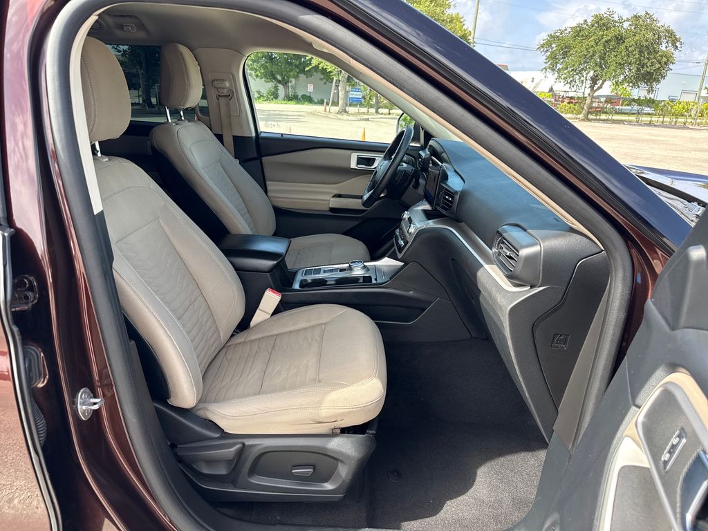 Used 2020  Ford XLT image 24