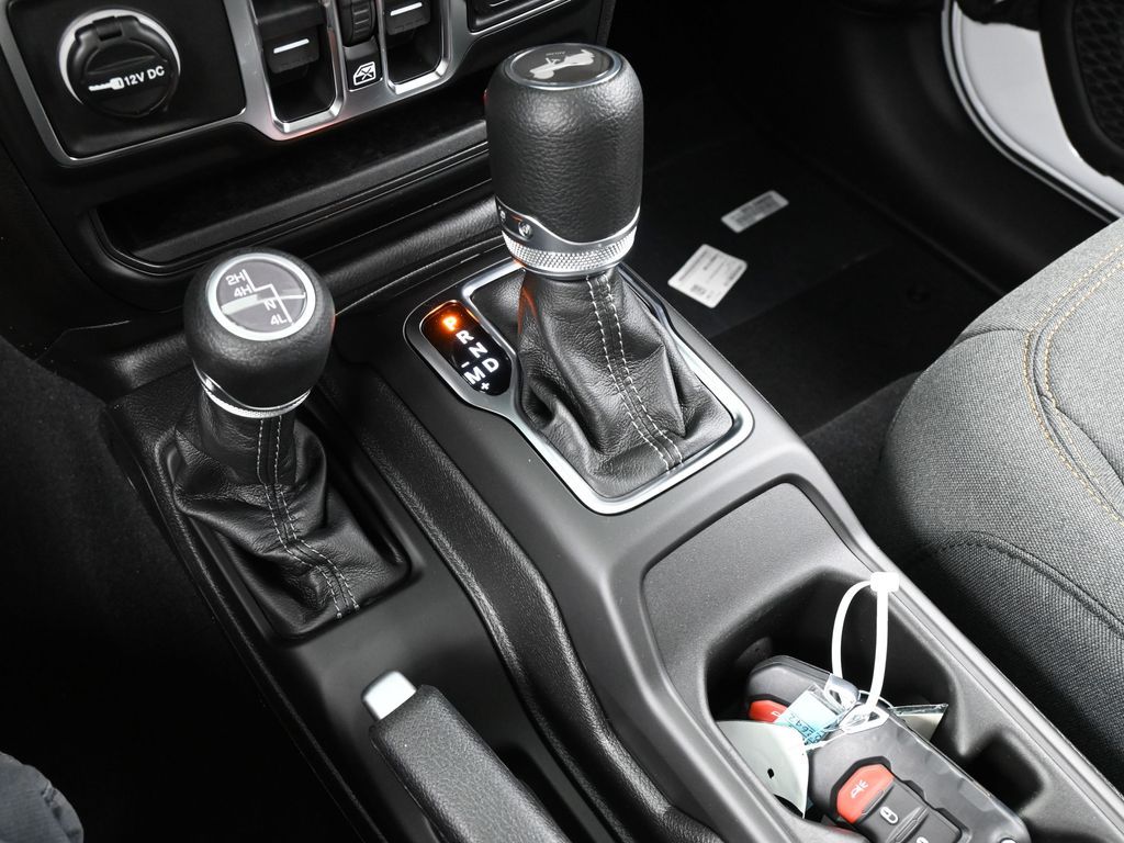 New 2026 Bright White Clearcoat Jeep Sport image 21