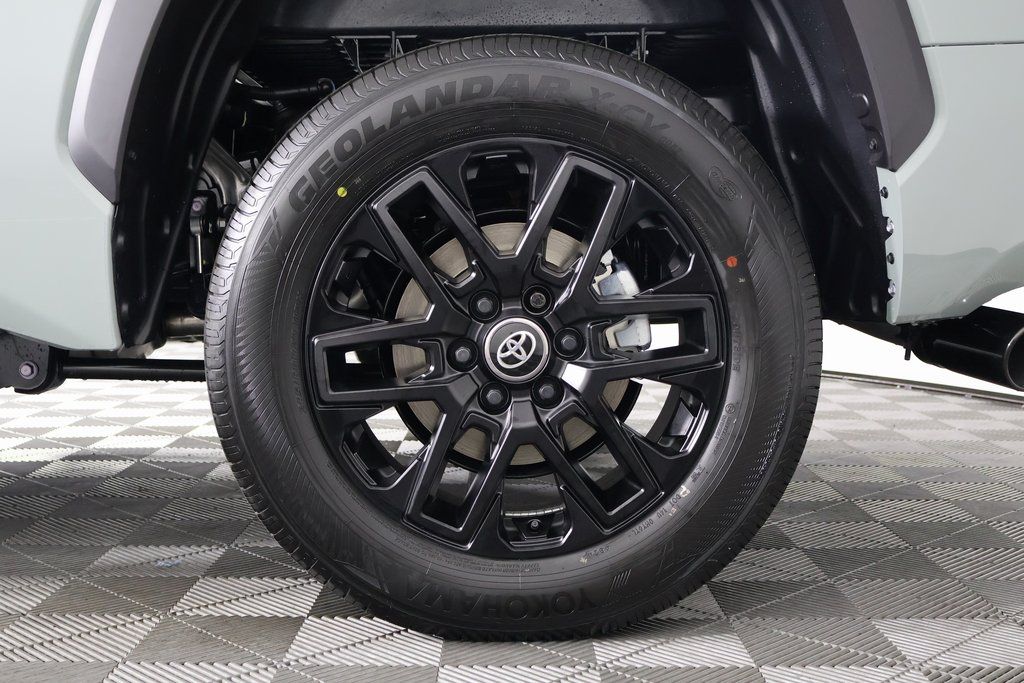 2025 Toyota Tundra Limited 10