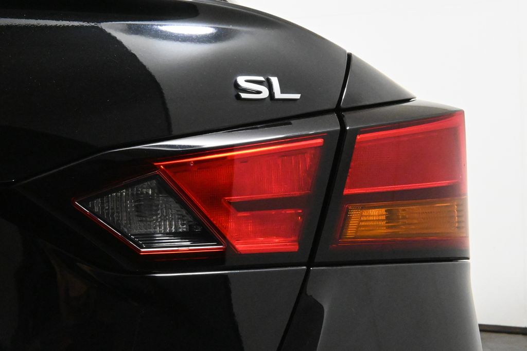 2021 Nissan Altima SL 13