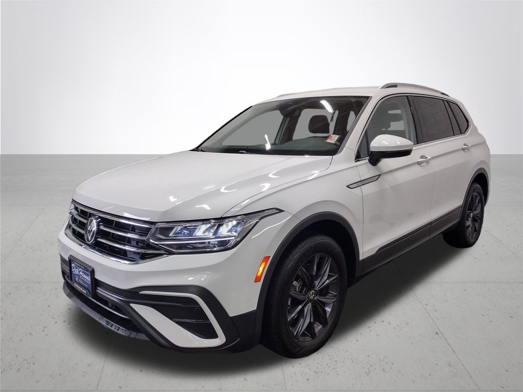 2024 Volkswagen Tiguan 2.0T SE