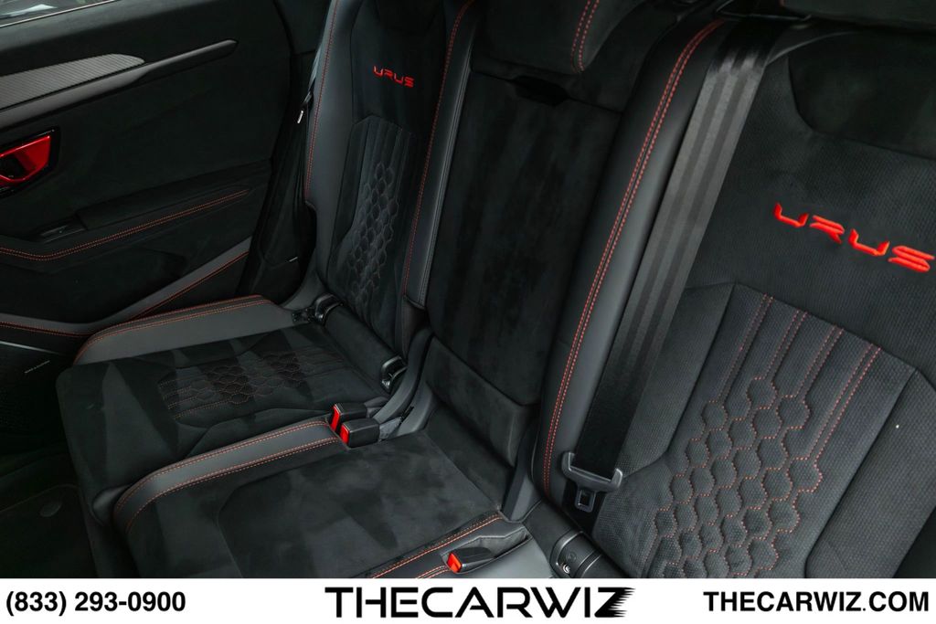 2023 Lamborghini Urus