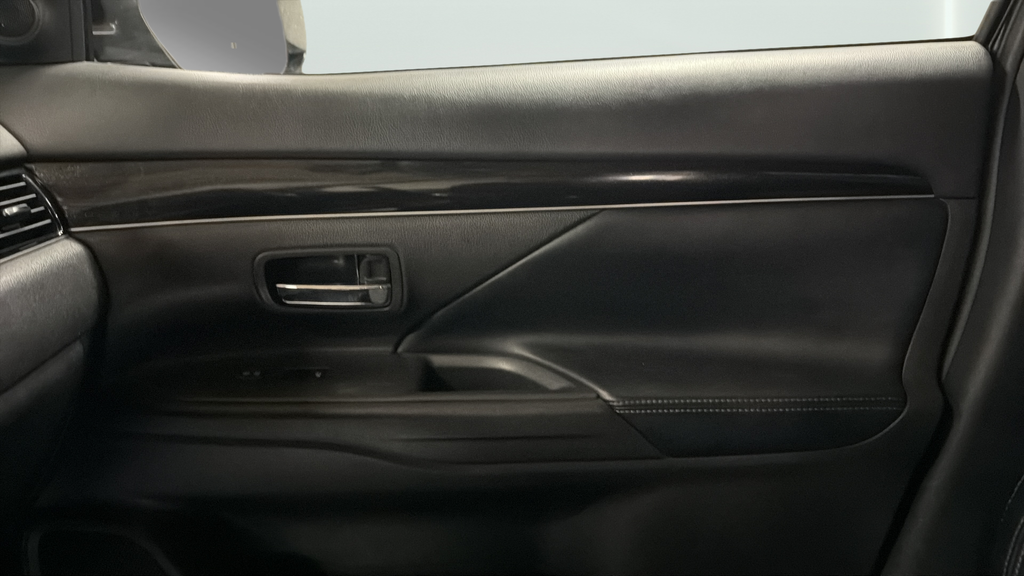 Used 2019 Mitsubishi Outlander SUV