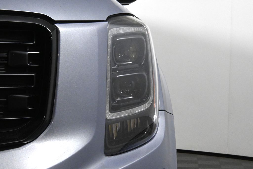Thumbnail: 2022 Kia Telluride - 12