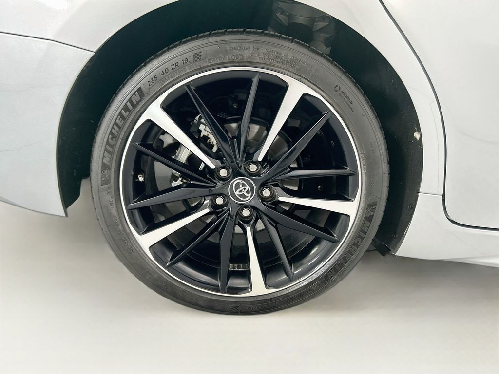 Thumbnail: 2020 Toyota Camry - 31