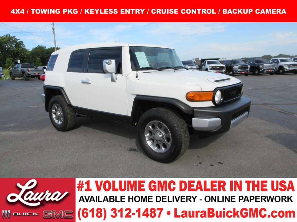 Iceberg 2011 Toyota FJ Cruiser 4WD SUV / Crossover Four-Wheel Drive 5-Speed Automatic