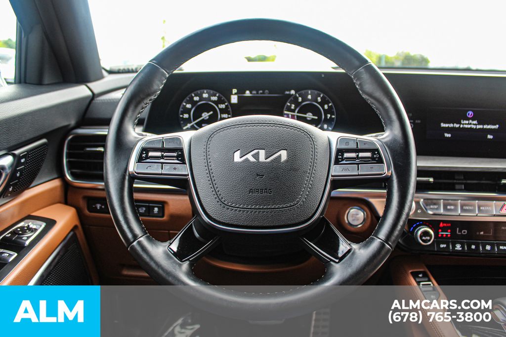 Used 2024 Black Kia SX X-Pro image 28