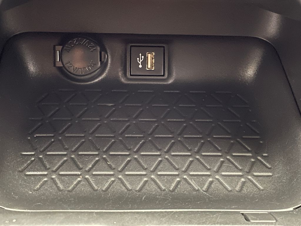 2023 Toyota RAV4 LE 27