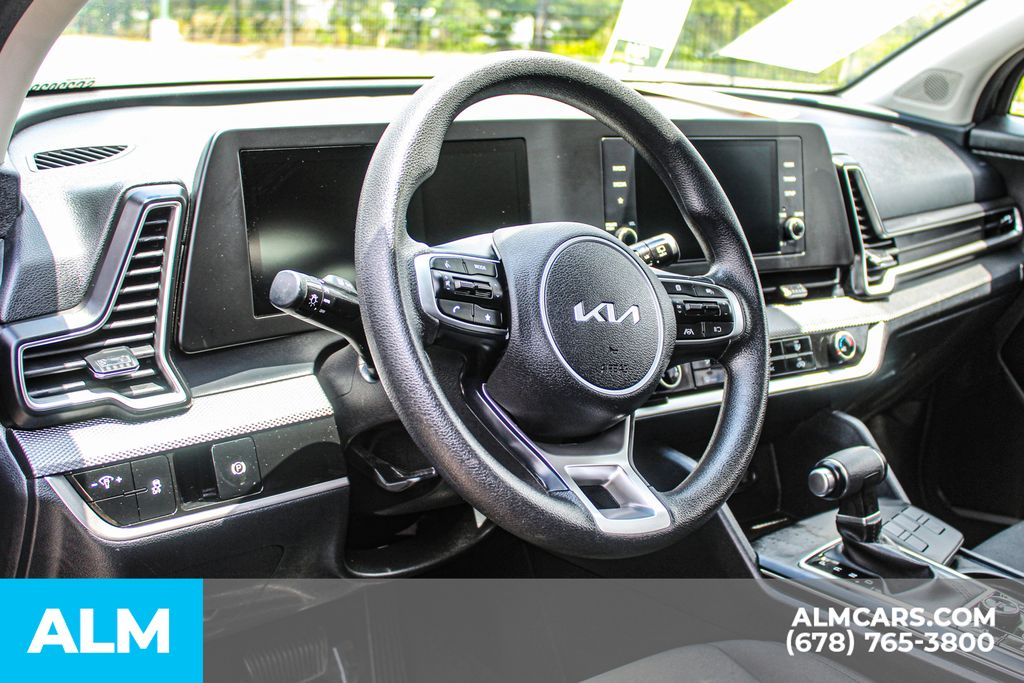 Used 2025 Black Kia LX image 23