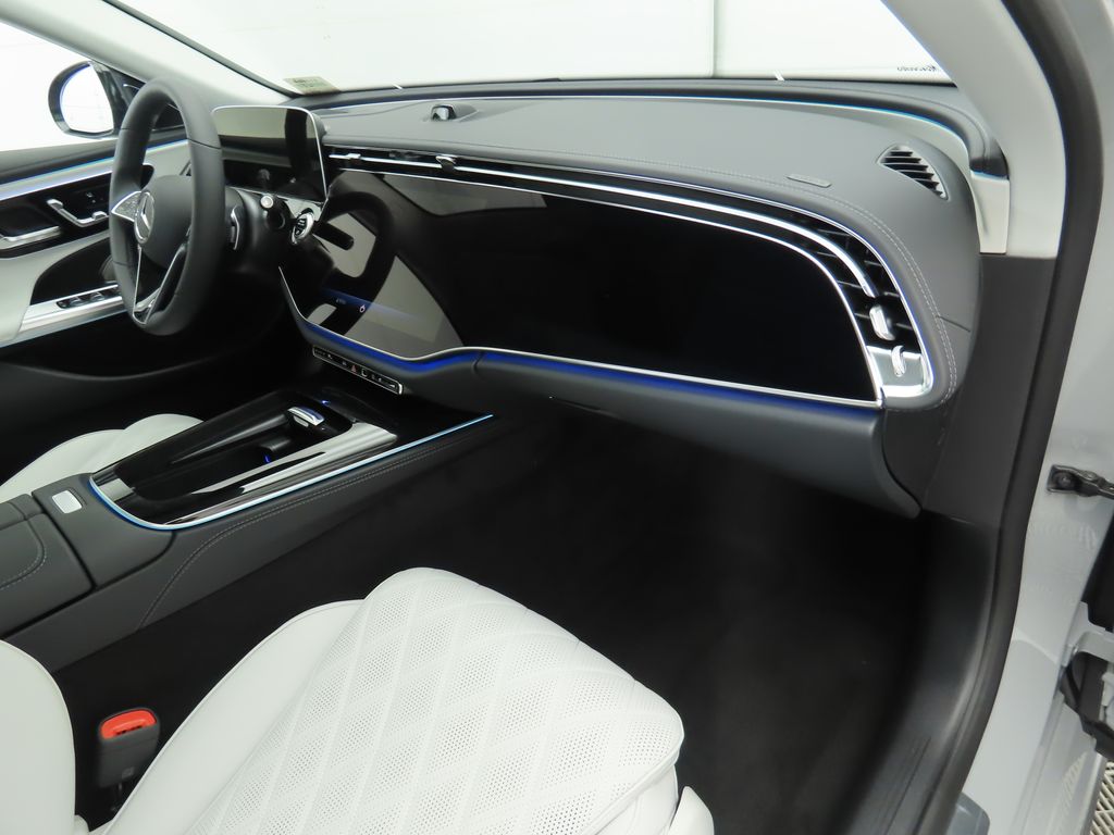 Thumbnail: 2026 Mercedes-Benz E-Class - 18