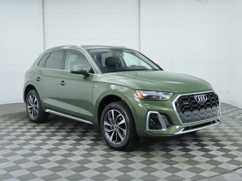 2025 Audi Q5 e Premium Plus 4