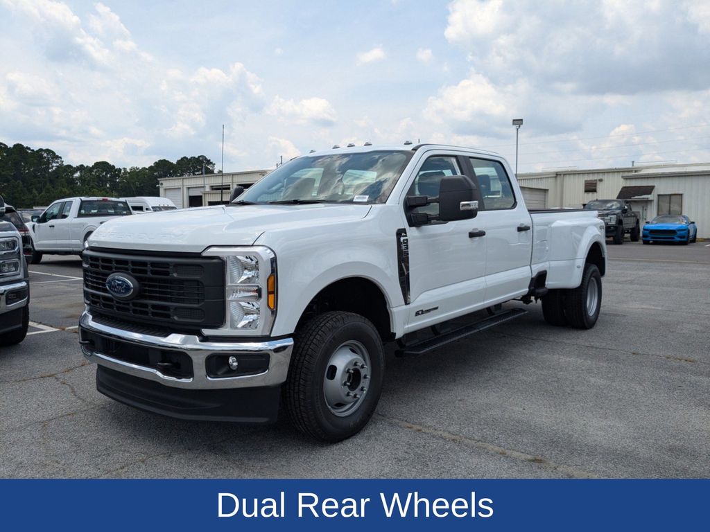 2025 Ford F-350 Super Duty XL