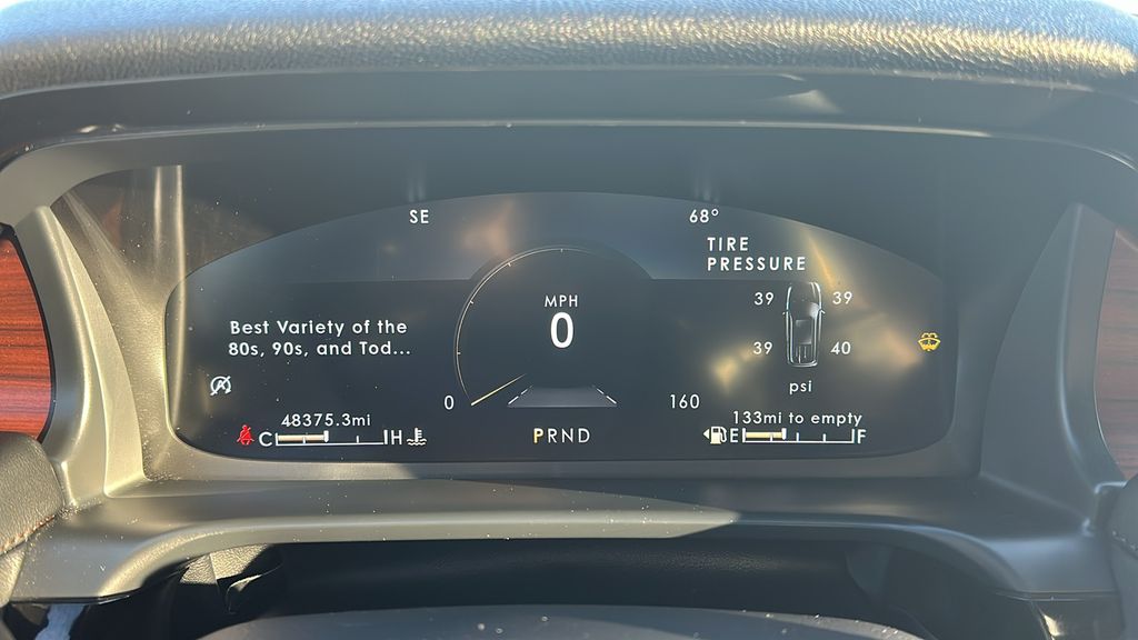 2023 Lincoln Aviator Reserve Silver at Gullo Toyota