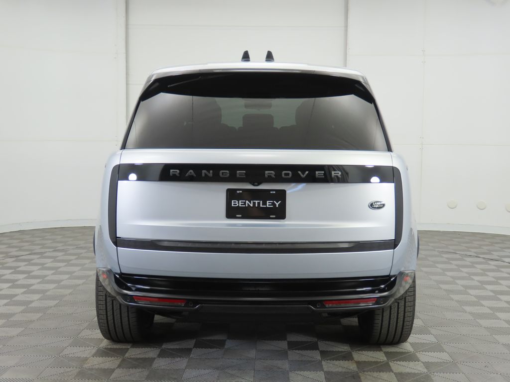 2023 Land Rover Range Rover SE 6