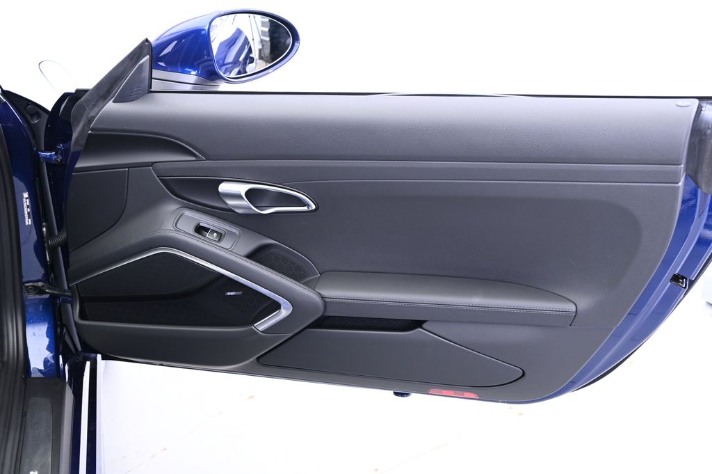 Thumbnail: 2025 Porsche 718 Cayman - 25