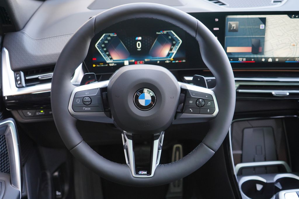 Thumbnail: 2027 BMW X2 - 22