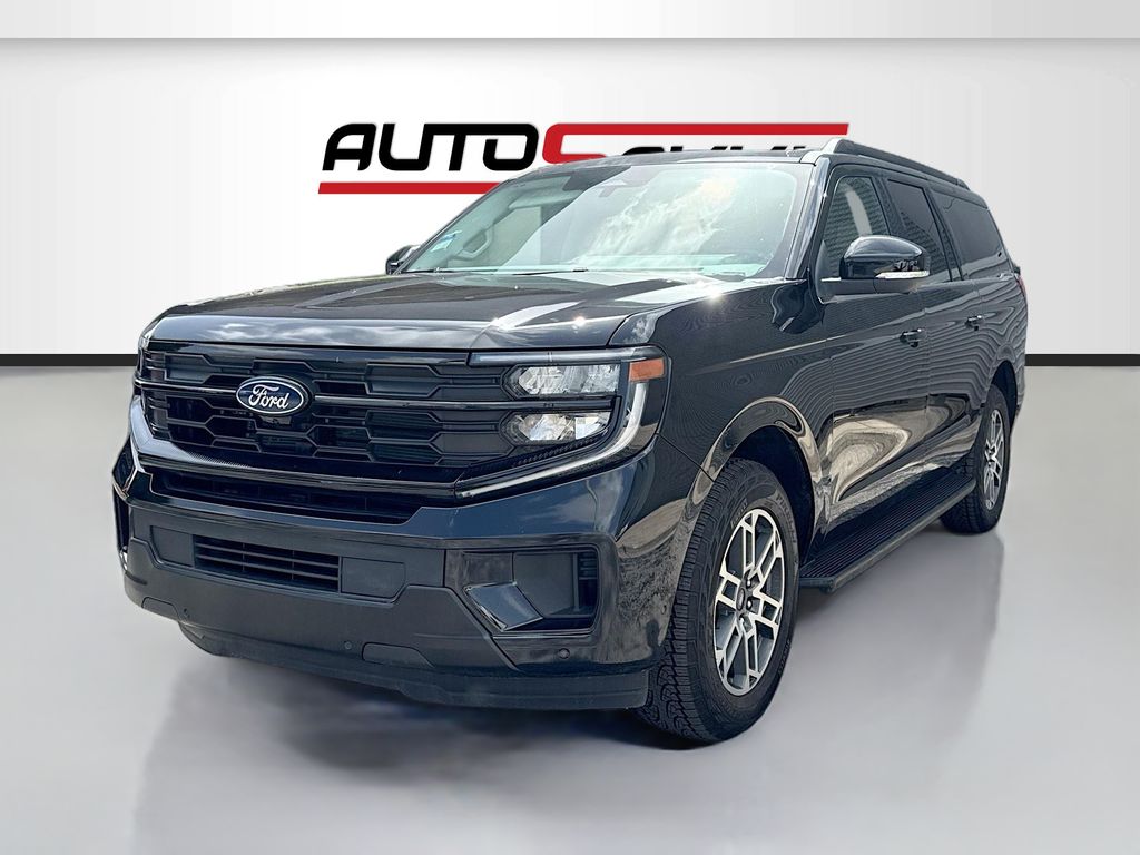 Used 2025 Black Ford Active image 3