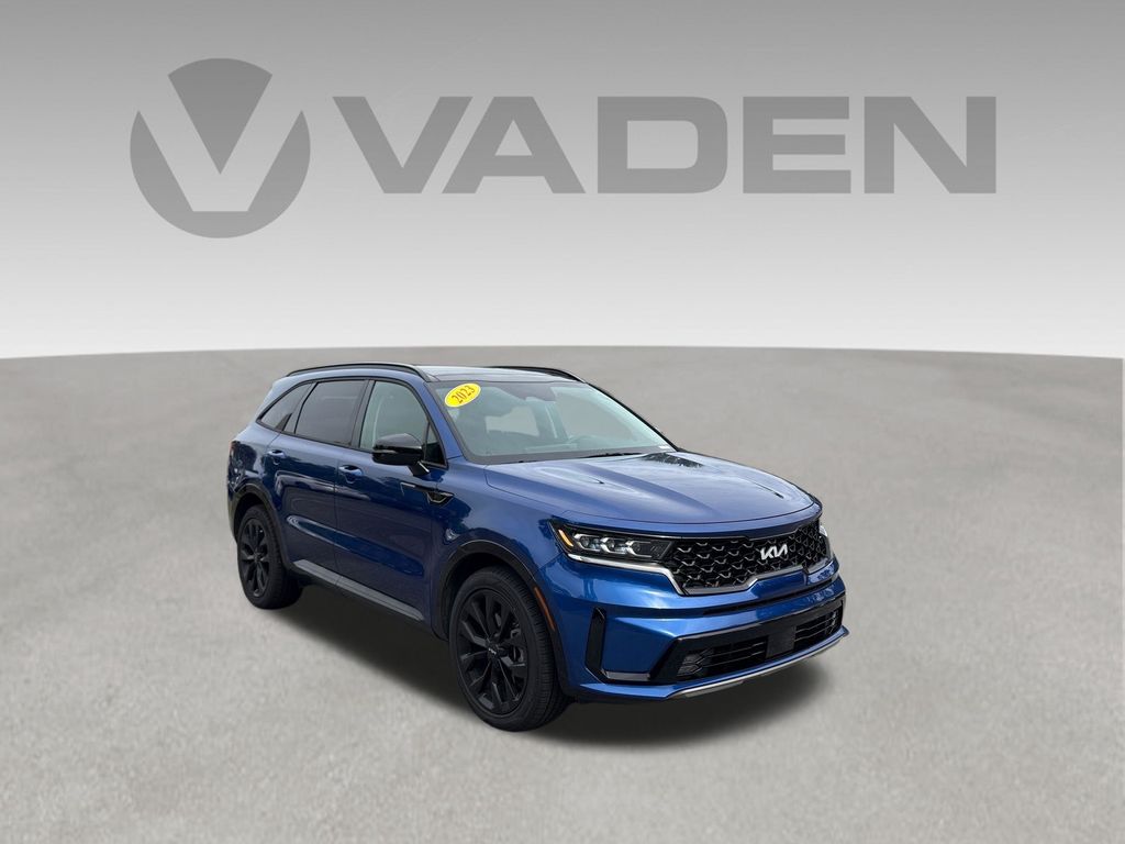  2023 Kia Sorento SX FWD   