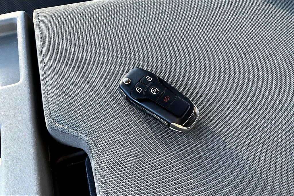 2022 Ford F-350SD XL - 10