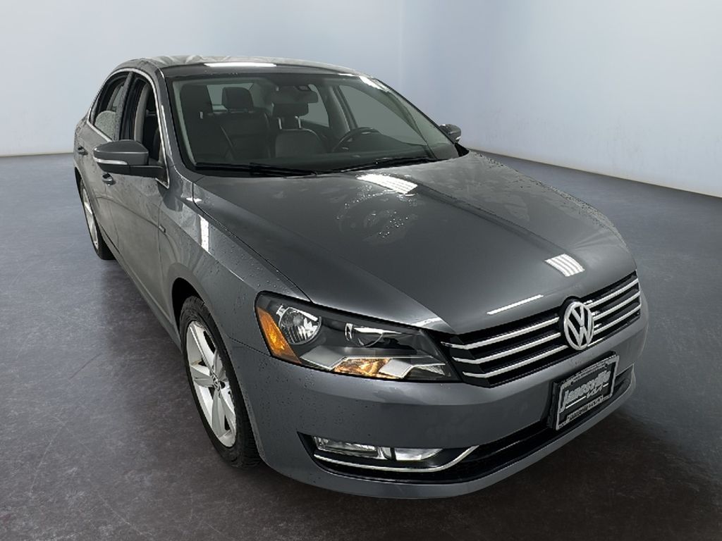 2015 Volkswagen Passat 1.8T Limited Edition FWD