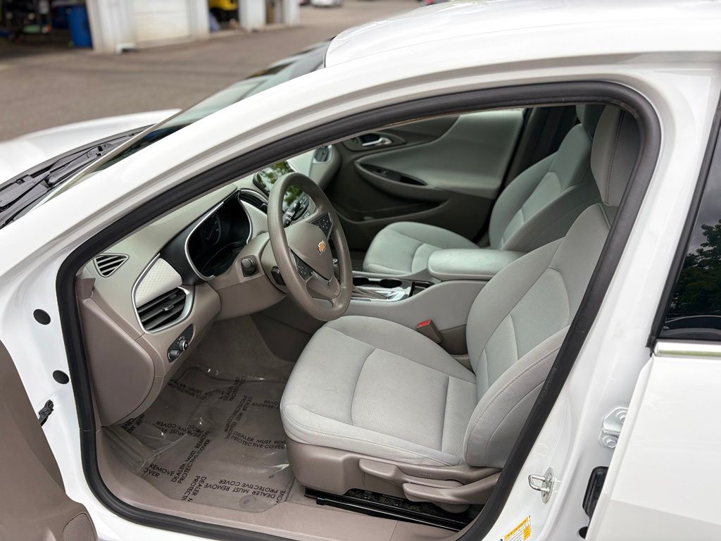 2020 Chevrolet Malibu LS