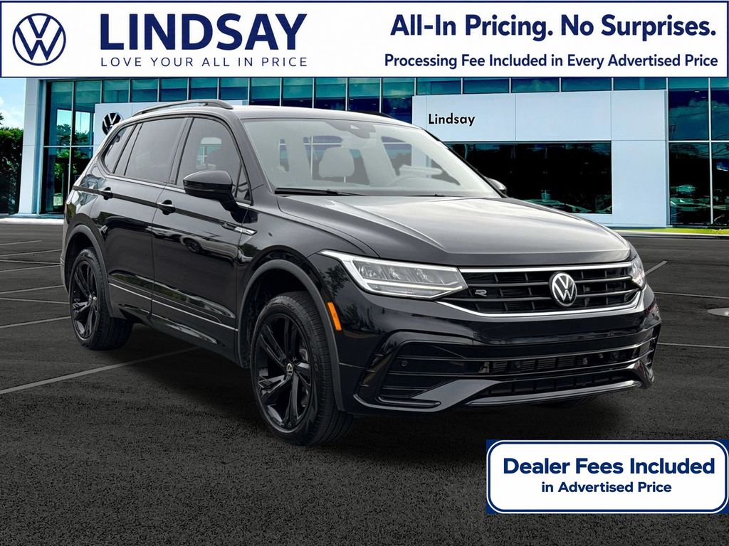Deep Black Pearl 2024 Volkswagen Tiguan SUV / Crossover All-Wheel Drive 8-Speed Automatic