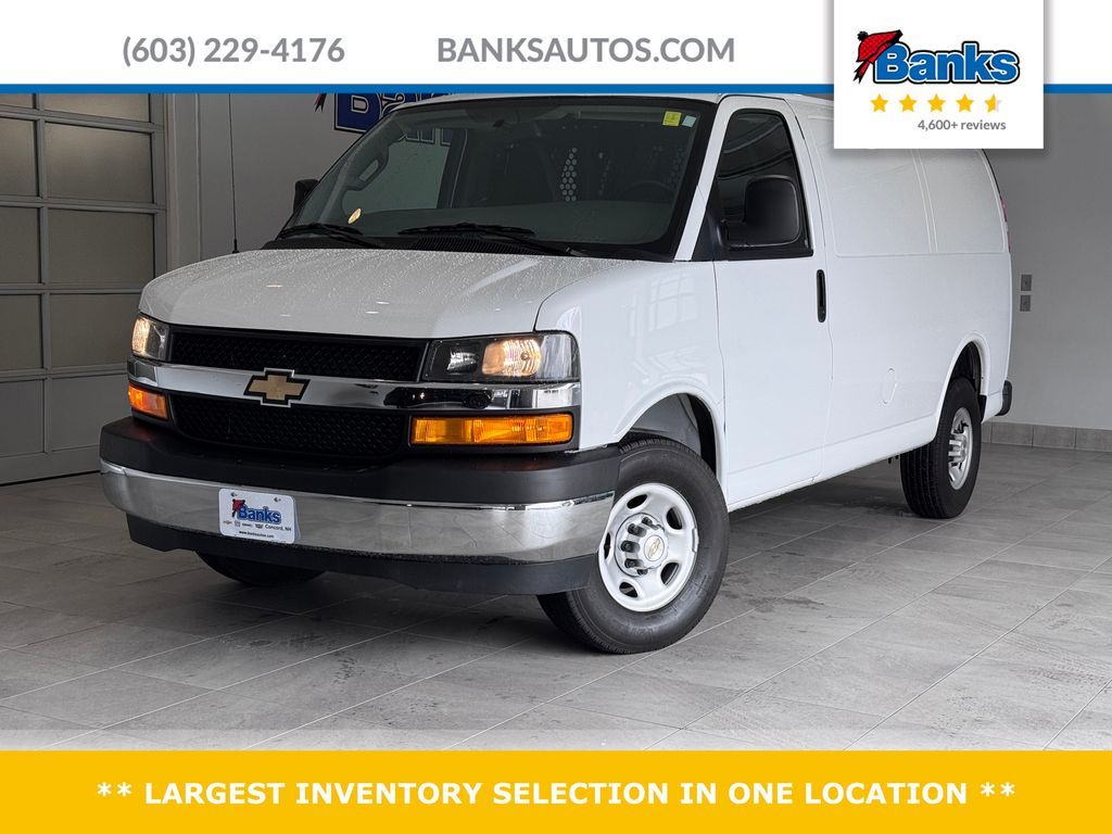 Summit White 2024 Chevrolet Express Cargo 2500 RWD Van Rear-Wheel Drive 8-Speed Automatic Overdrive